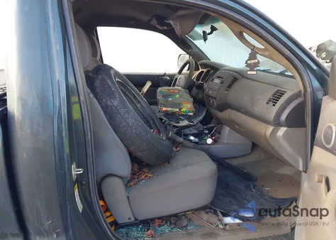 2011 Toyota Tacoma z USA, uszkodzony, nr VIN 5TFPX4EN8BX001784